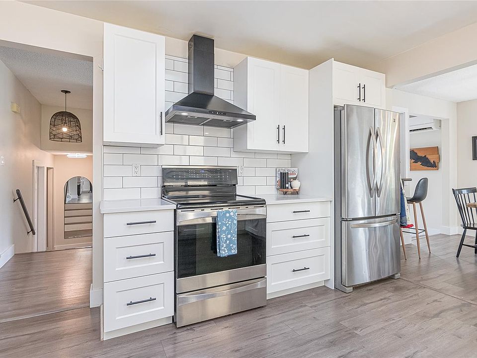 1st image of 716 Obrien Pl
