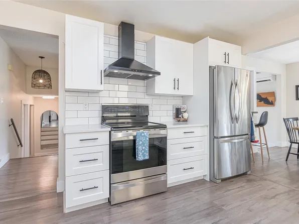716 Obrien Pl, Nanaimo, BC V9R 6B1