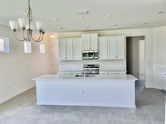 5th image of 4156 Solamor St