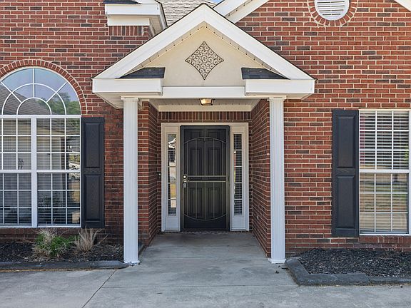 5th image of 175 Cottonwood Ct