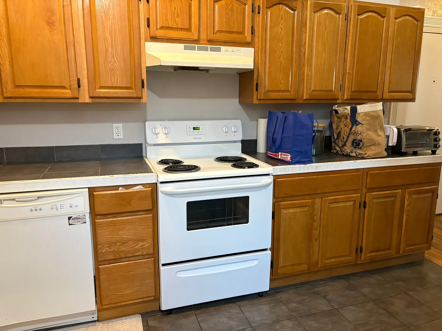 3 bed, $3,300 — Photo 4