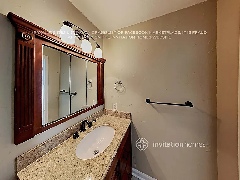 2636 Allyn Way NW — Photo 16