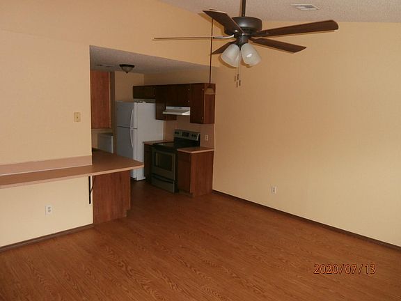 4th image of 6107 NW Elm Ave APT D