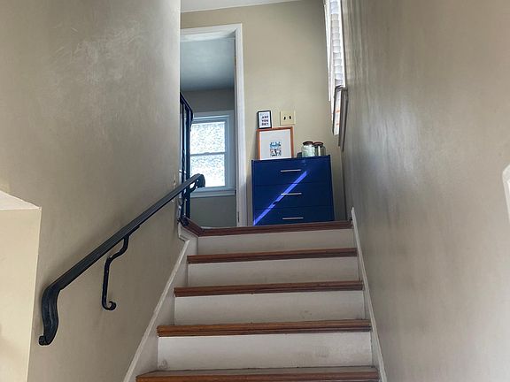 5th image of 83 Leland Ave