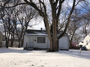 913 N Gregory St, Urbana, IL 61801