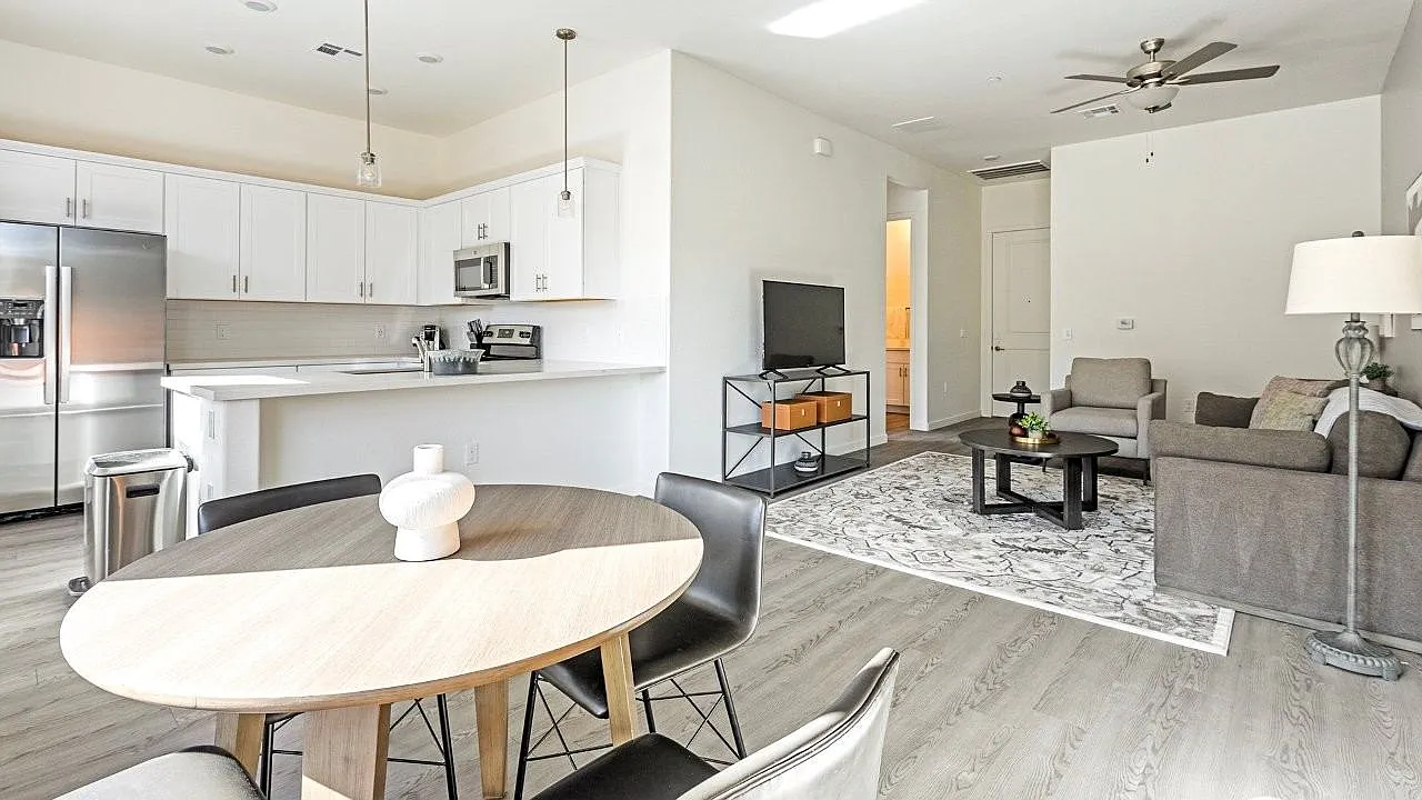 Linda Vista Luxury Rentals — Photo 1