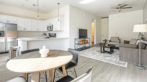 Linda Vista Luxury Rentals Photo 1