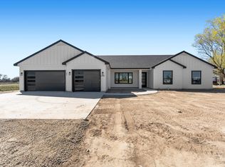 26219 Reed Ln, Wilder, ID 83676