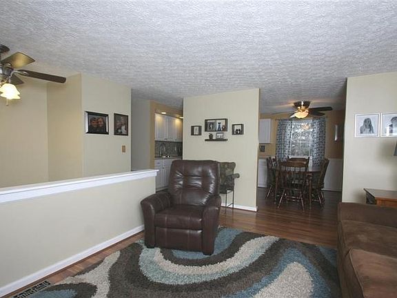 5th image of 125 Mackie Ln