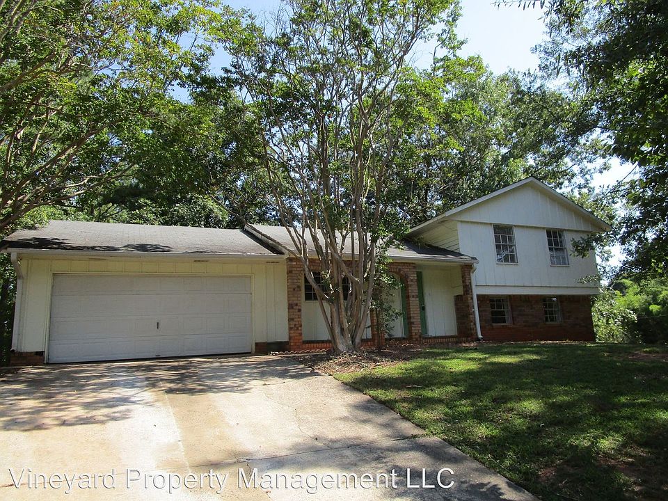 1st image of 3260 Fern Valley Dr