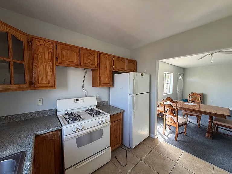 5411 Alhambra Ave #5411 — Photo 9