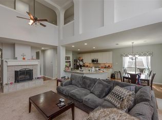 8711 Cherry Lee Ln, Argyle, TX 76226