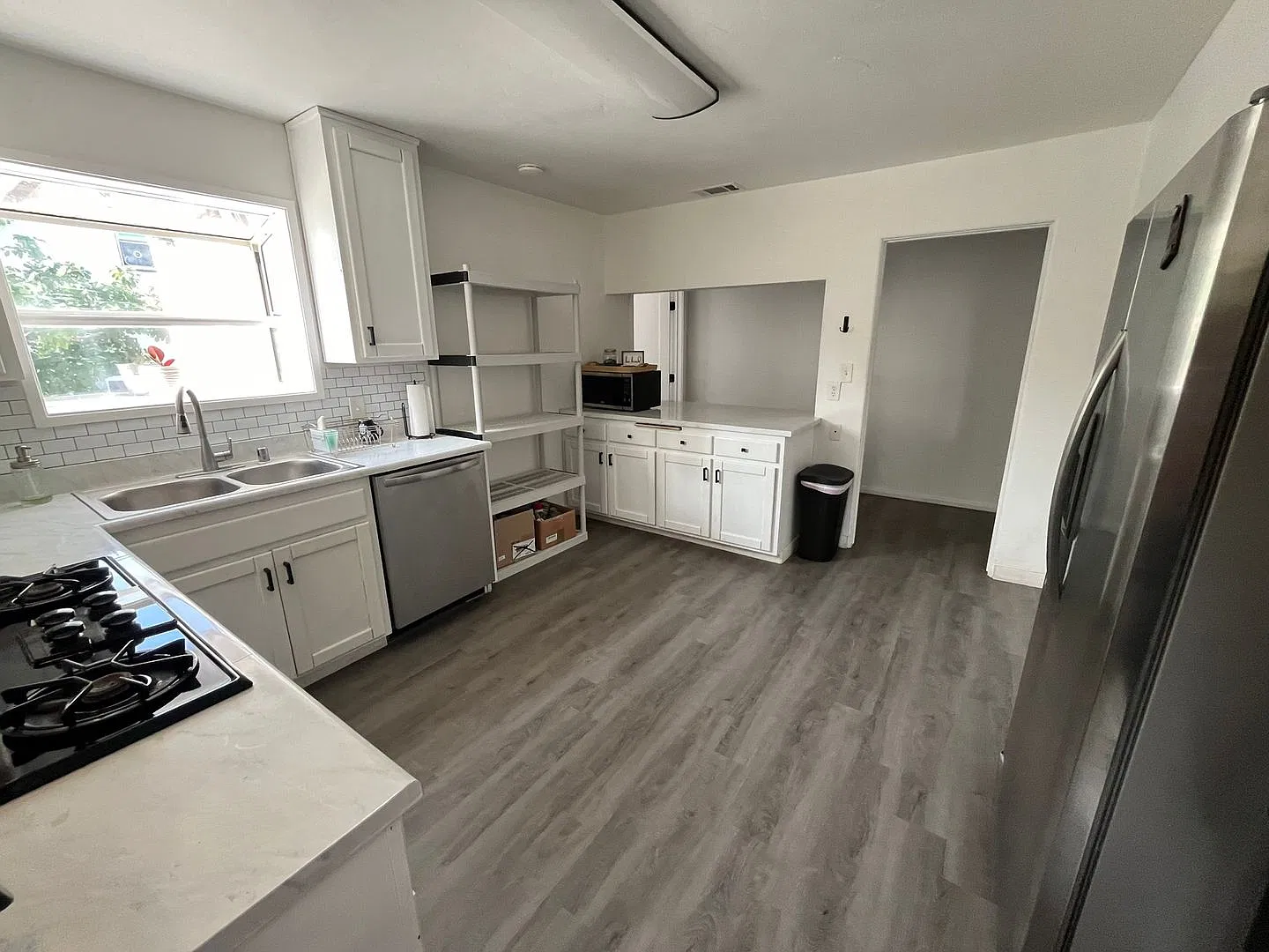 Avocado Ave 643-647 — Photo 3