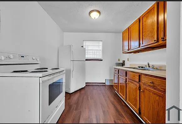 313 Beta St S #325D — Photo 6