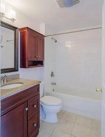 169 Monsignor Obrien Hwy #4090 — Photo 5