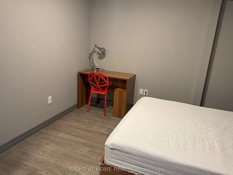 321 Spruce St #501 — Photo 6
