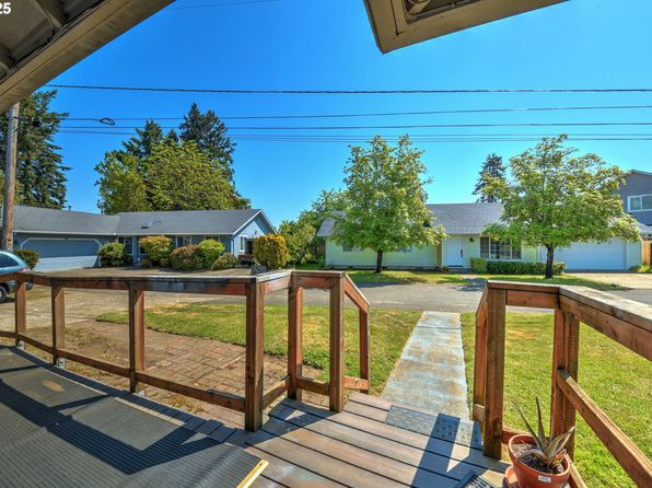 3847 Souza St, Eugene, OR 97402