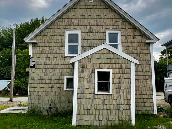 13 Holman Avenue, Mexico, ME 04257