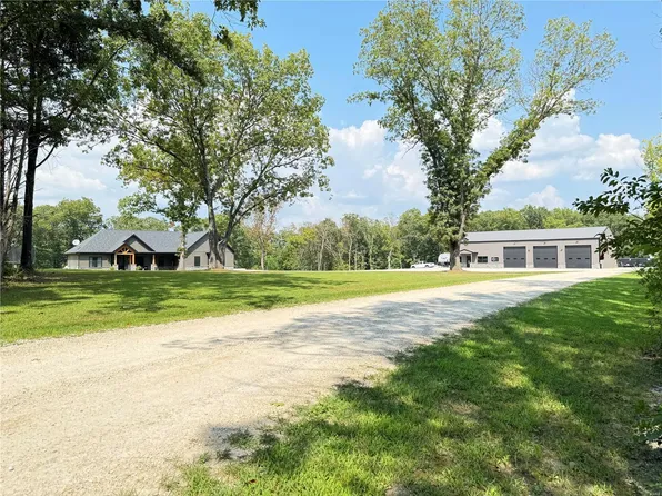 15737 State Road T, De Soto, MO 63020