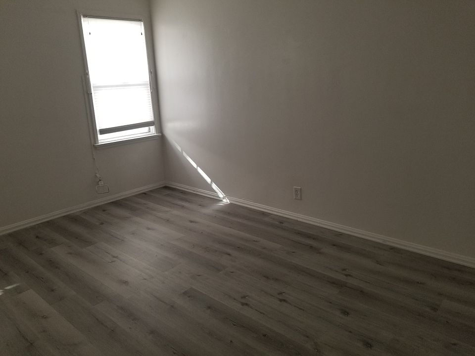 1st image of 1853 1/2 S Orange Dr