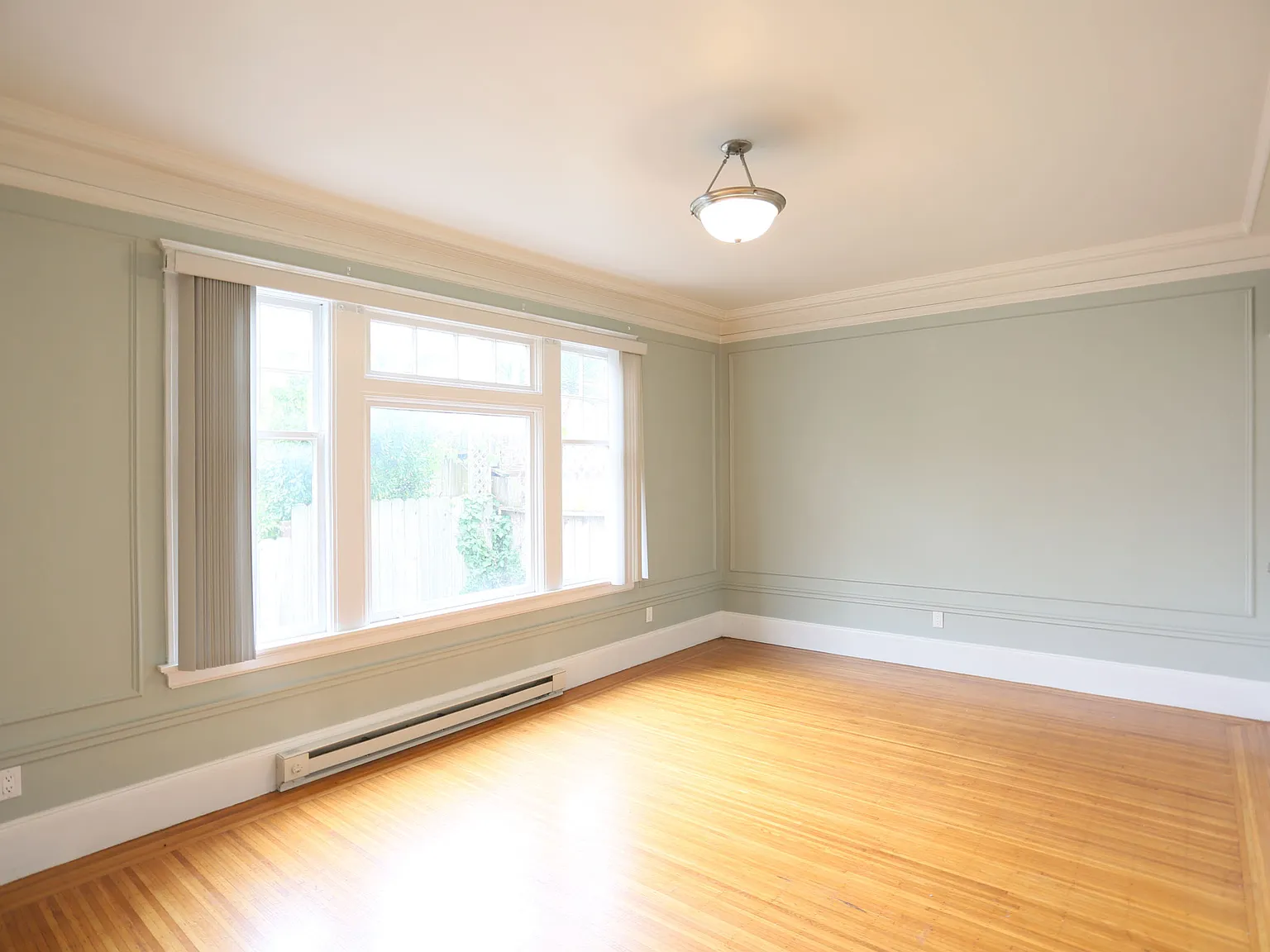 3 bed, $6,100 — Photo 3