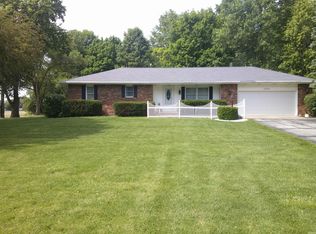 11574 9a Rd, Plymouth, IN 46563