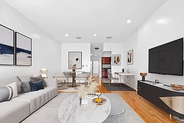 Rented by R New York