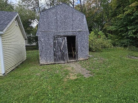 2nd image of 111 Prospect Street