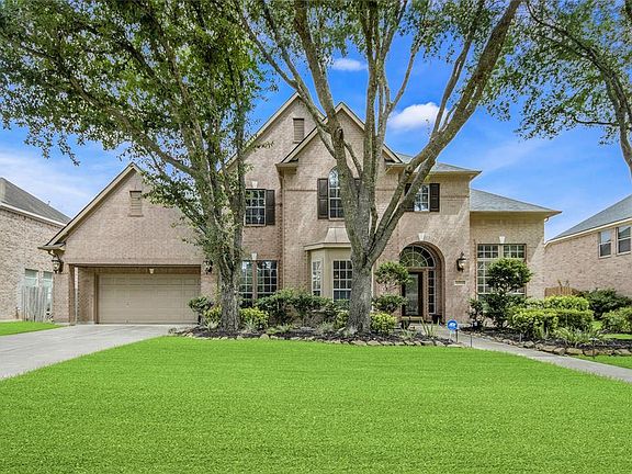 2nd image of 15514 Stable Oak Drive