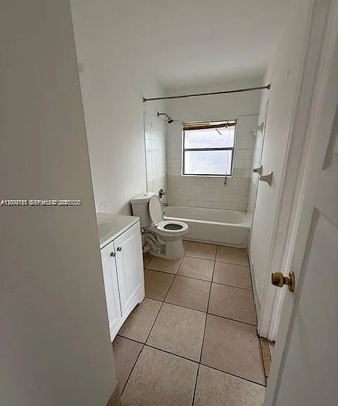 2010 NW 59th Way #1 — Photo 3