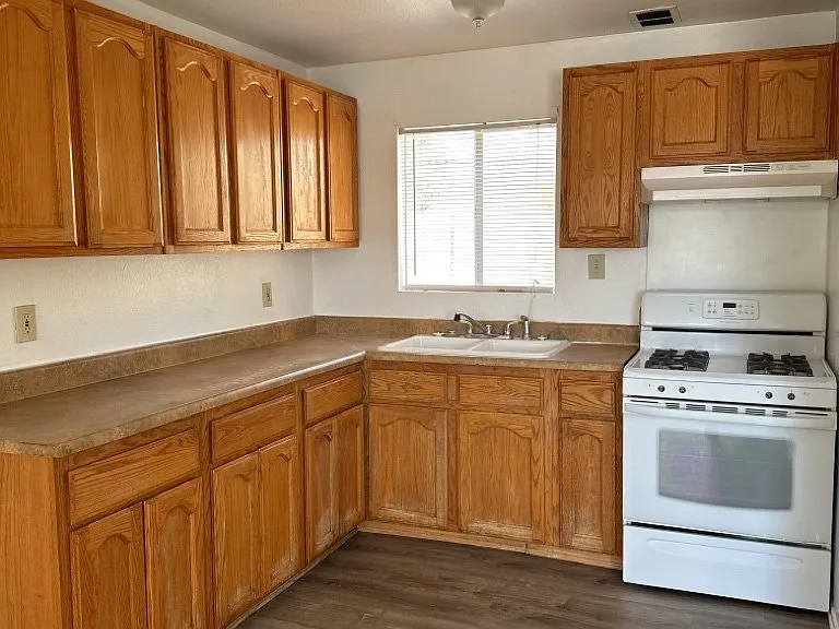 16821 Batson Pl — Photo 8