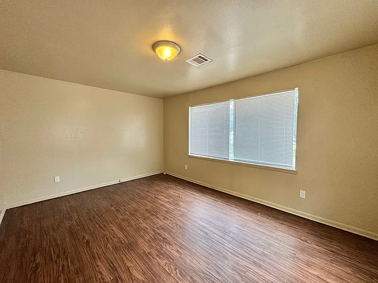 444 1/2 Babb Dr — Photo 17