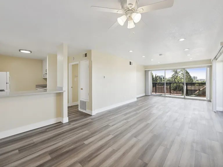 1406 Henry Street — Photo 25