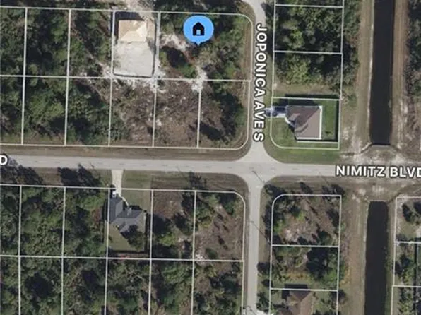 860 Portland ST E, LEHIGH ACRES, FL 33974