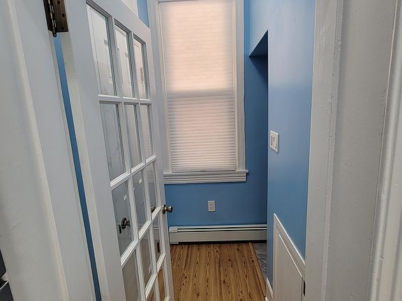 Hall to Bath Rm and Closets