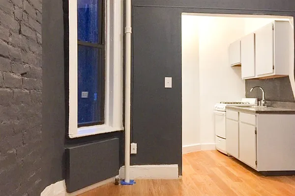 Rented by Corcoran | media 12