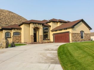 549 Agier Dr, Richland, WA