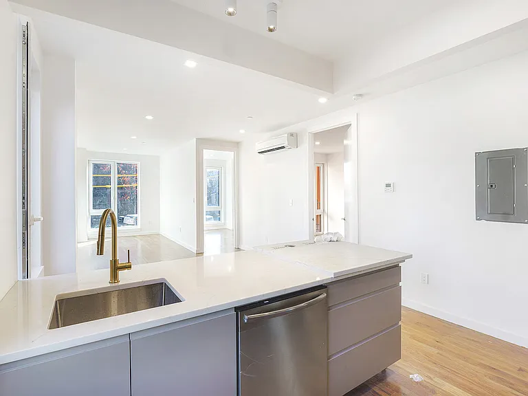 138-25 Barclay Ave #101 — Photo 11