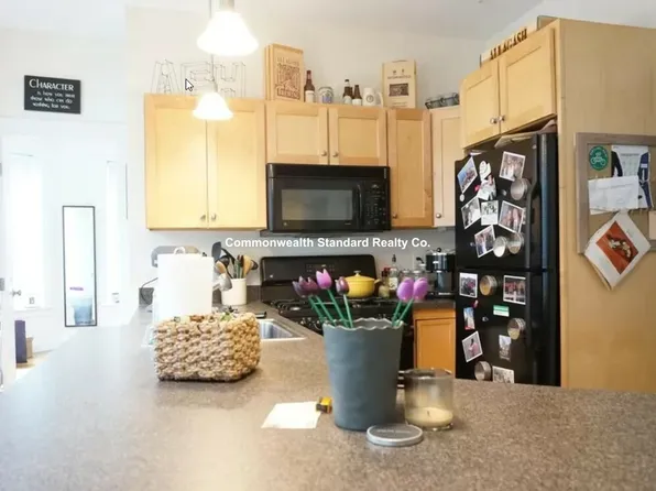 7 Sutherland Rd #2O1, Brighton, MA 02135