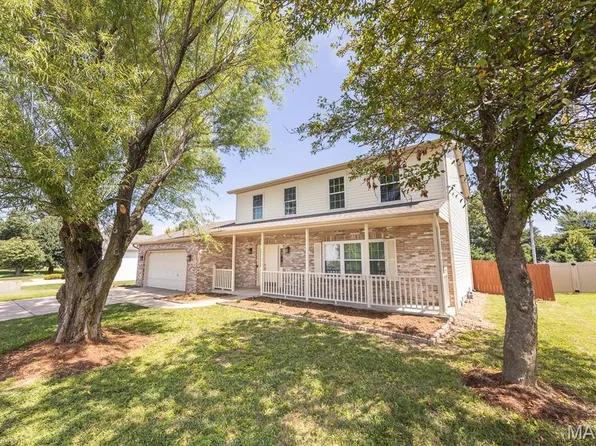1508 Progress Ln, Belleville, IL 62221