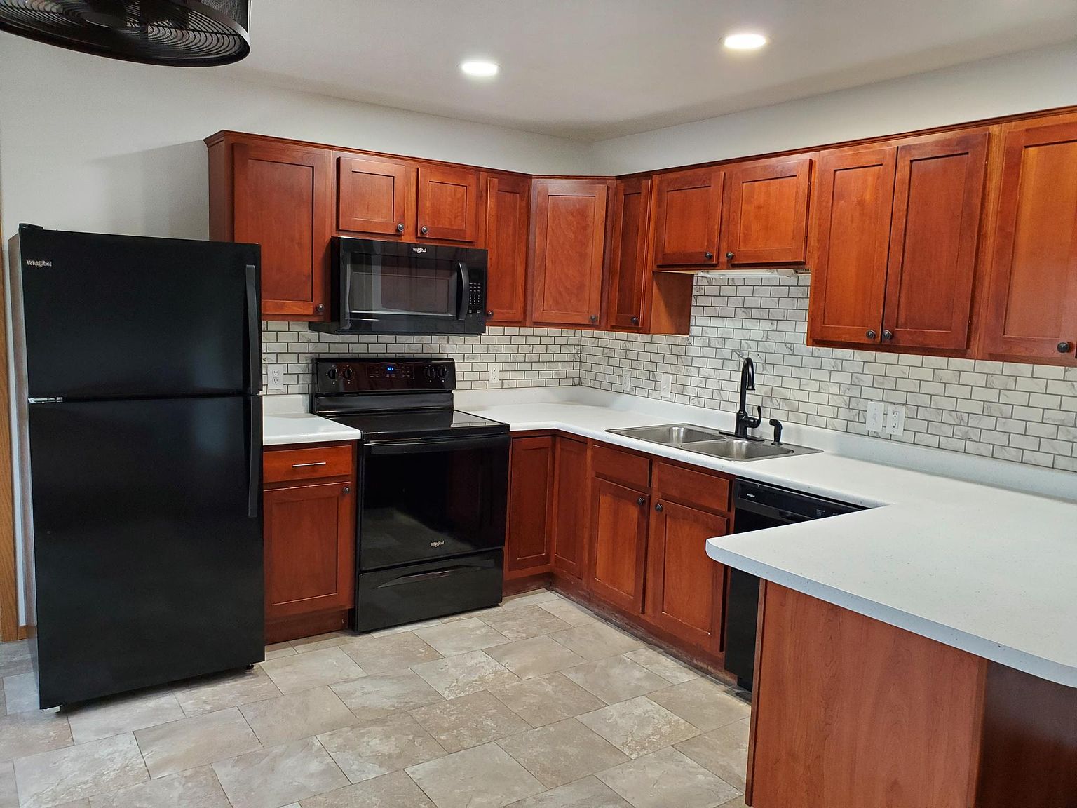 4909 S Tennis Ln APT 3, Sioux Falls, SD 57106 | Zillow