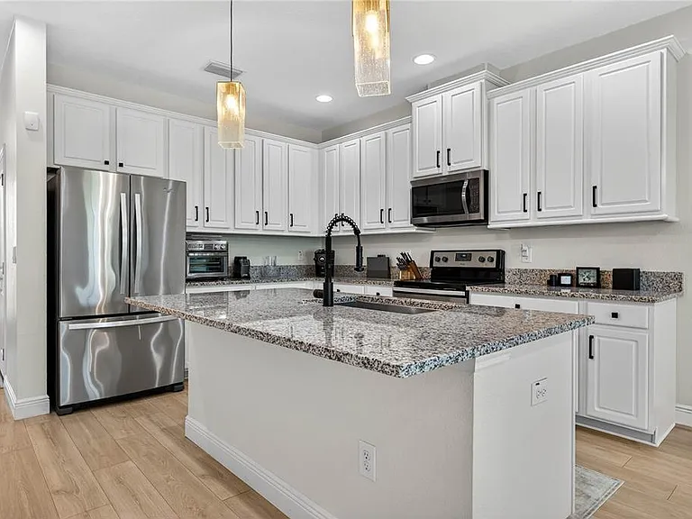 8128 Muddy Pines Pl — Photo 12