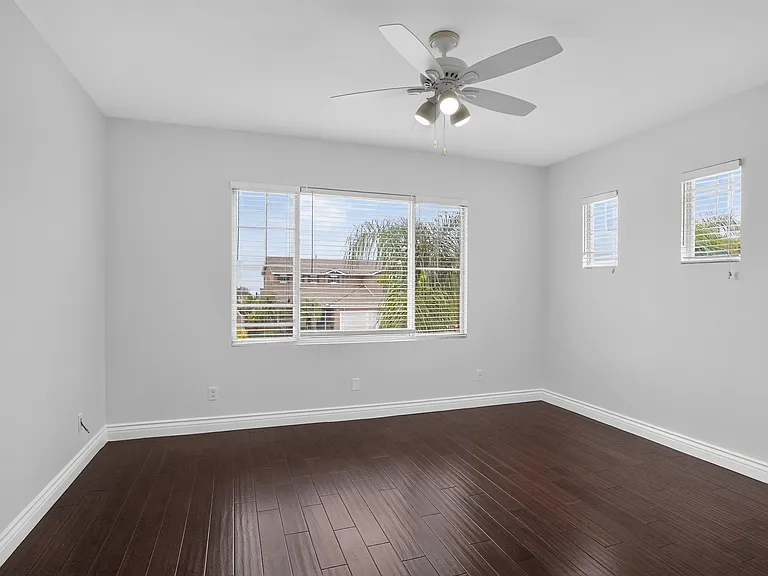 692 Bundy Way — Photo 23