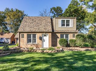 11206 S Worth Ave, Worth, IL