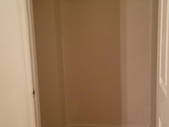 5th image of 51 W 192nd St APT 1