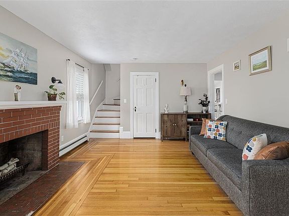 5th image of 25 Farm St