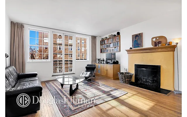 Rented by Douglas Elliman | media 7