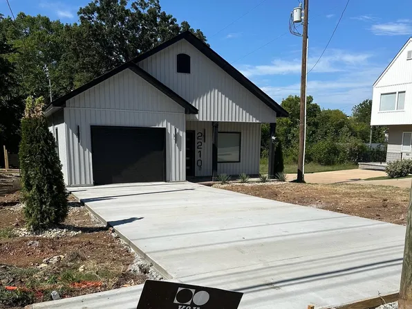 2210 W 10th St, Little Rock, AR 72202