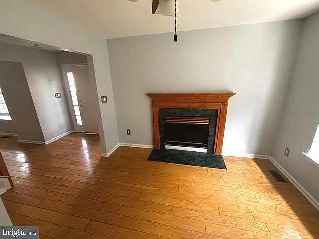 1504 Coventry Way — Photo 6