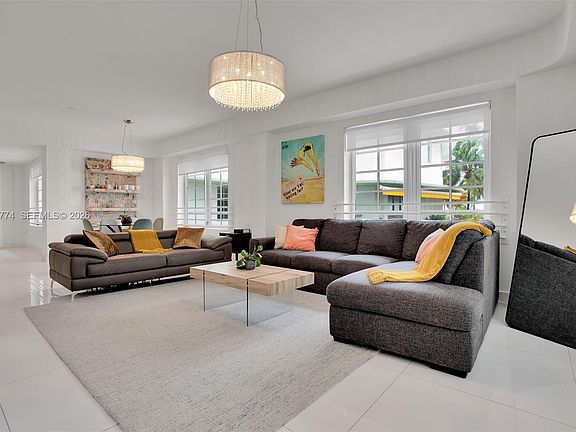 4th image of 1250 Ocean Dr #2N